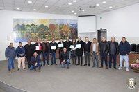 Moção de Aplausos - Associação AMAI, Claudineia Laurindo da Silva, Juliano Antunes de Souza, Lucimara Wagatuma, Marcelo Cesar Rodrigues, Syllas Moreira da Fonseca Neto. Moção de Aplausos - Associação AMAI, Claudineia Laurindo da Silva, Juliano Antunes de Souza, Lucimara Wagatuma, Marcelo Cesar Rodrigues, Syllas Moreira da Fonseca Neto.