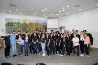 Visita - Alunos do Centro Universitário Autônomo do Brasil (UniBrasil) Visita - Alunos do Centro Universitário Autônomo do Brasil (UniBrasil)